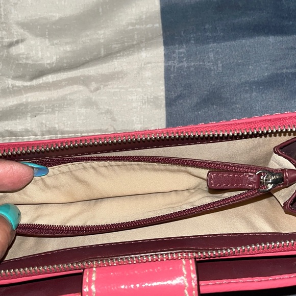 Wallet - Picture 5 of 7